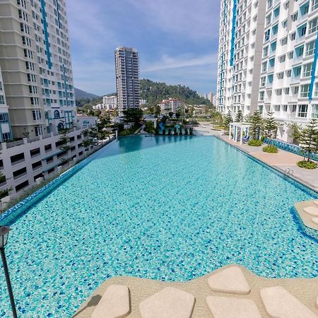 White Lagom Scandinavian House, By Sanguine Apartment Tanjung Tokong Bagian luar foto